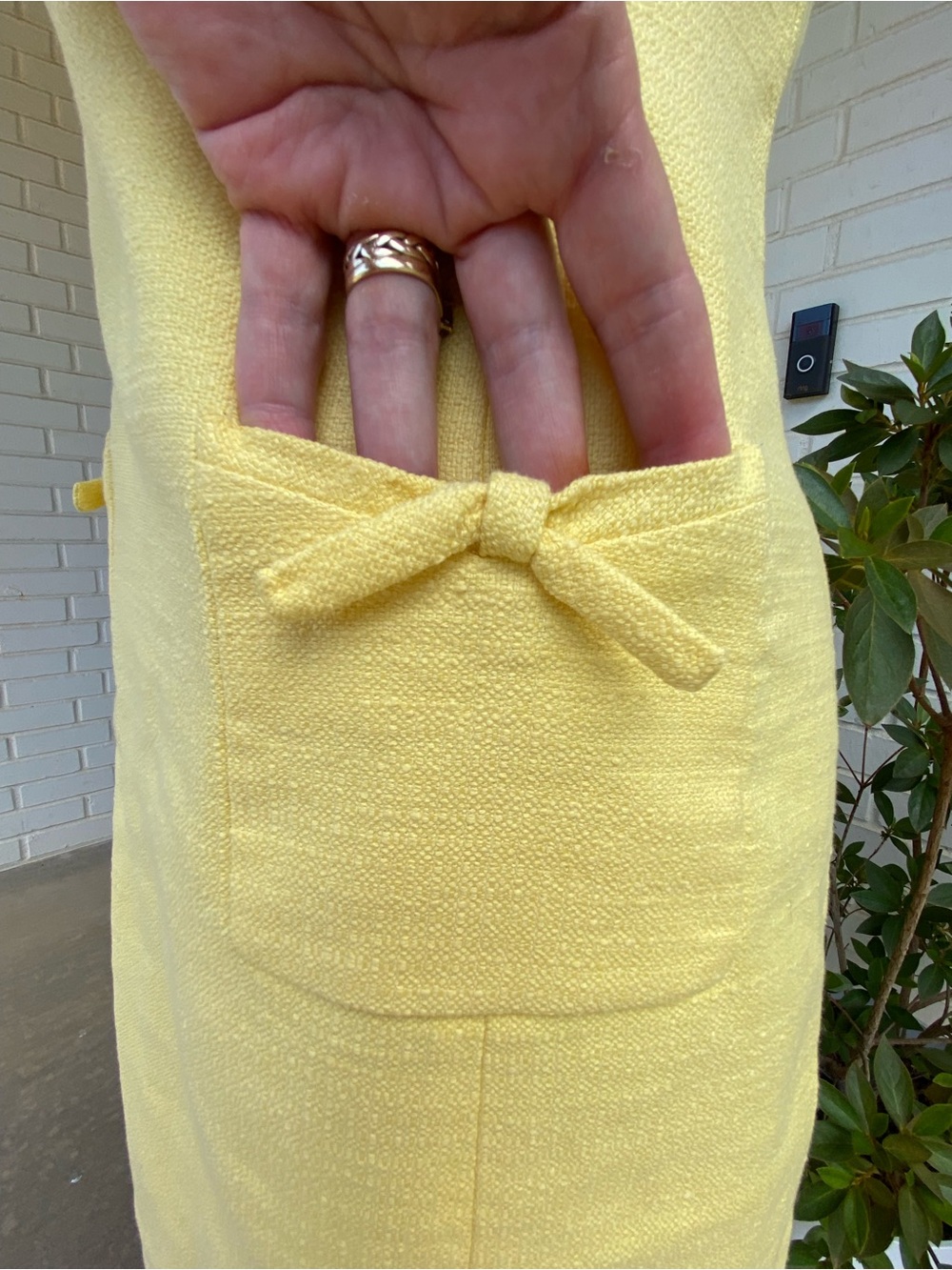 NWT size 12 Talbots Yellow Sleeveless Shift Dress with Patch Pockets and Bows - Picture 6 of 14